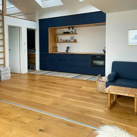 Small House With Sea View At Little Belt בית נופש