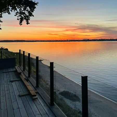 בית נופש Small House With Sea View At Little Belt Strib